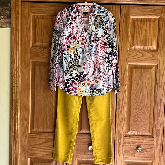 TALBOTS - Flawless High Waist Straight Leg Corduroy Pant -- NEW with Tag - Picture 11 of 13